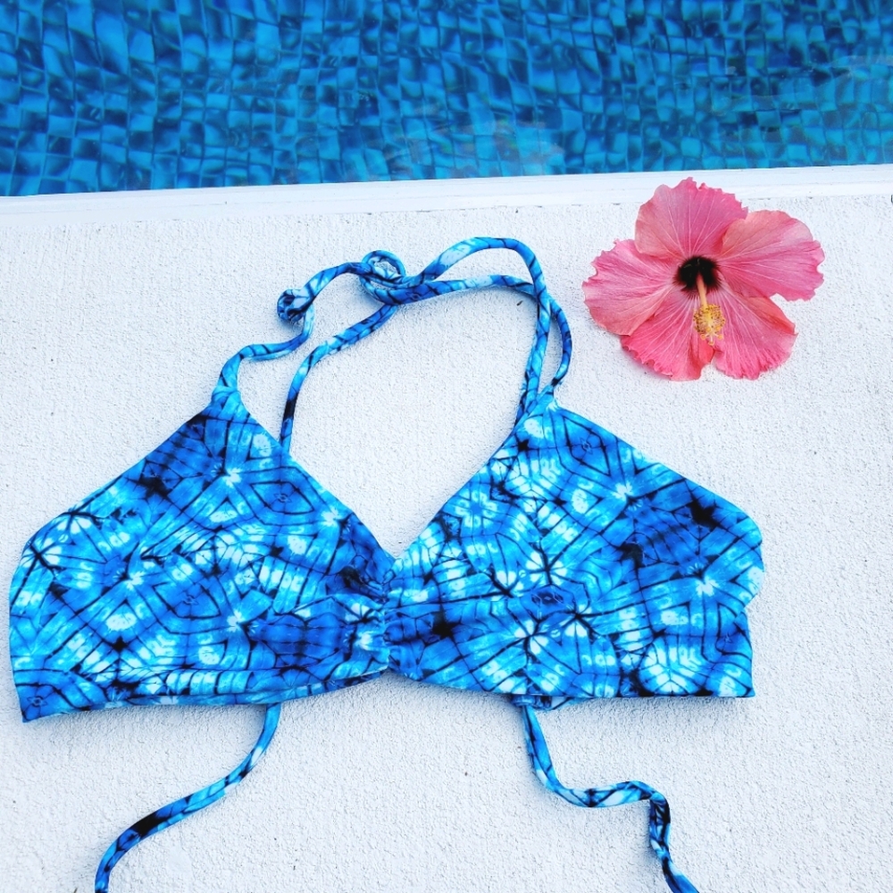 🌈 Bikini top